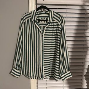Anthropologie - Maeve button down size L
